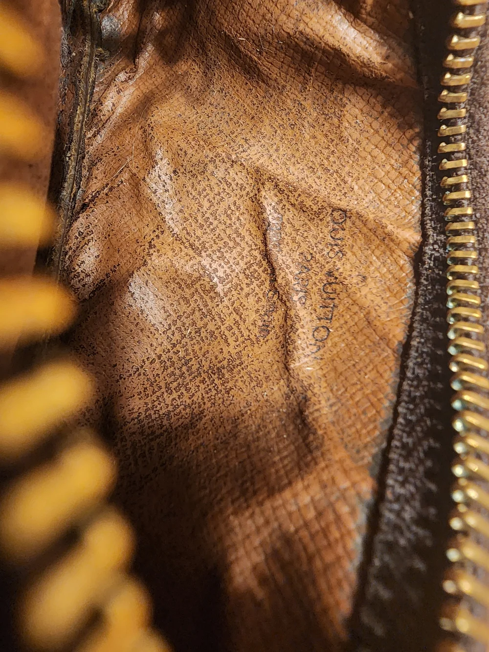 Louis Vuitton Monogram Key Pouch (Pochette Clés), classic brown monogram